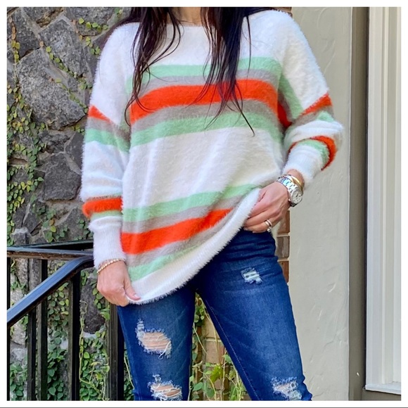 Stripe Angora feel loose fit knit sweater - Picture 2 of 5